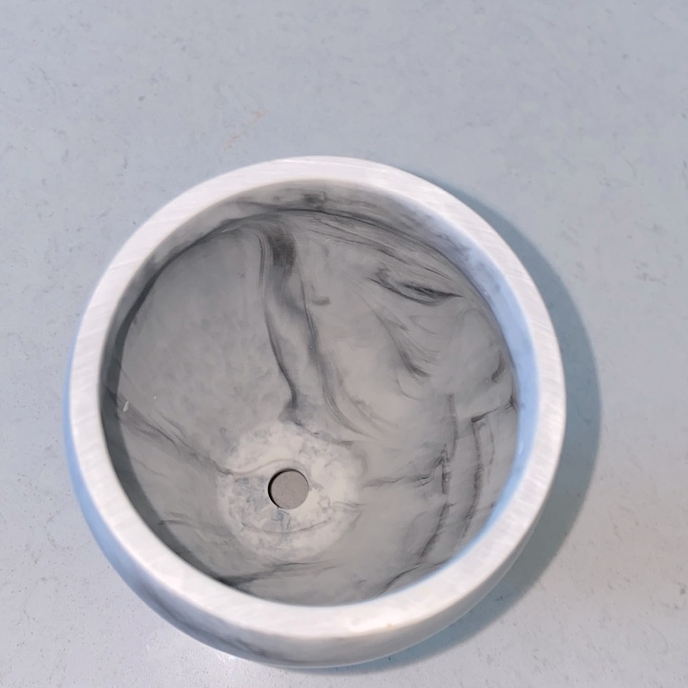 Marble Pattern Vase - Picture 6 of 7